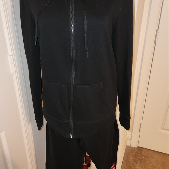 VICTORIA SECRET JOGGING SET !!! - Picture 8 of 8